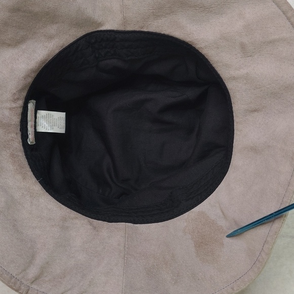 Free People Suede Leather Hat Cap Gray Tan Floppy Boho One Size - Picture 9 of 9